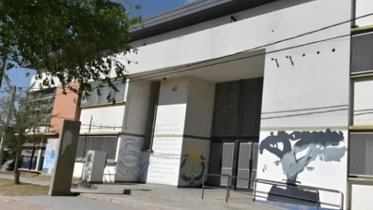 Pánico en Bahía Blanca: un alumno llevó un arma a la escuela