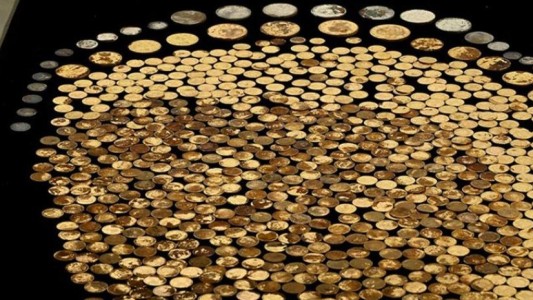 Ponen a la venta un tesoro de 700 de monedas de oro halladas en un maizal de Kentucky