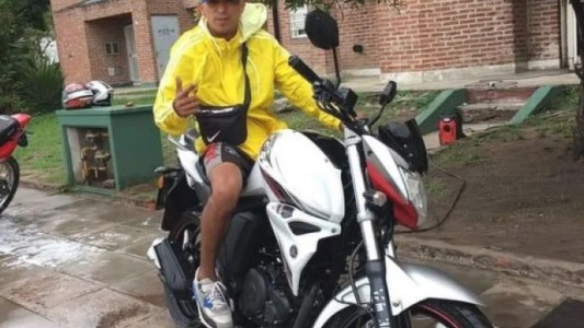 Asesinaron a puñaladas a un empleado de casinos virtuales en su departamento de Flores