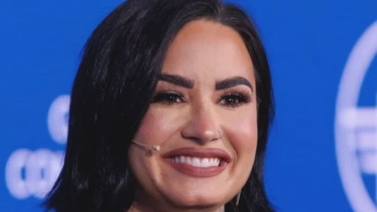 La dura confesión de Demi Lovato: quedó con discapacidad auditiva y visual tras su última sobredosis