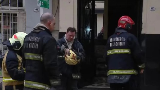 Tragedia en Recoleta: un hombre murió al incendiarse un departamento