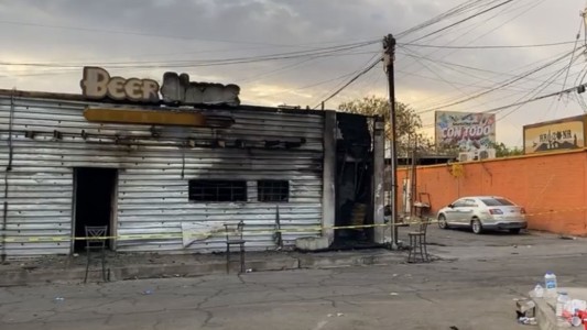 Locura en México: lo echaron de un bar y provocó un incendio en el que murieron 11 personas