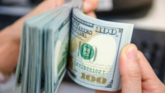 Ampliación del impuesto PAÍS a la compra de dólares: qué fijó la resolución de la AFIP