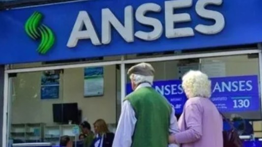 Jubilados cobrarán dos bonos en agosto