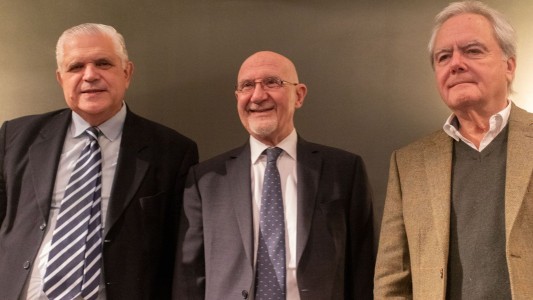 “Reflexiones sobre un mundo en ebullición”: Moscariello presentó su nuevo libro