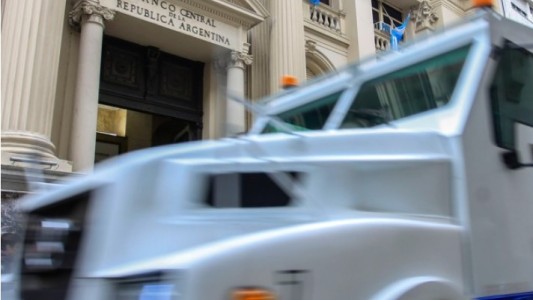 Acuerdo con el FMI: despejado el pago de hoy, Argentina enfrenta intereses por US$ 830 millones