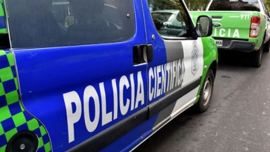 Un policía bonaerense mató a un delincuente e hirió a otro cuando intentaron robarle la moto