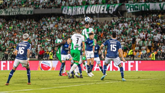 Copa Libertadores: aunque remontó, Racing sufrió una dura derrota ante Atlético Nacional