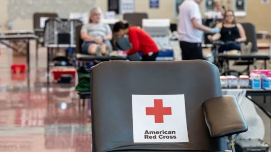 La Cruz Roja de EEUU levanta restricciones a gays y bisexuales para donar sangre