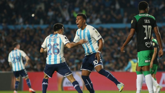 Racing goleó a Atlético Nacional y chocará con Boca en los cuartos de la Libertadores