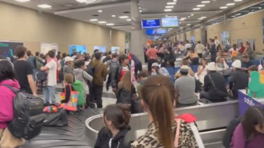 Más de 40 vuelos cancelados y 10 mil pasajeros afectados por medida gremial