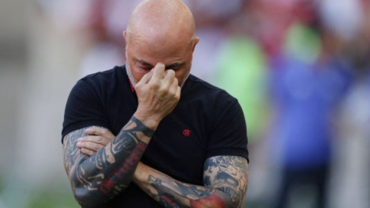 Jugadores a las piñas y un fracturado: nuevo escándalo en el Flamengo de Sampaoli