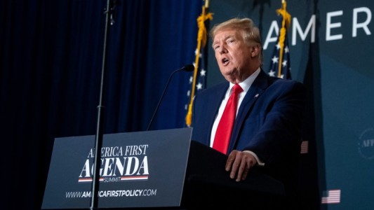 Trump confirma que no irá a los debates entre precandidatos republicanos para elecciones de 2024