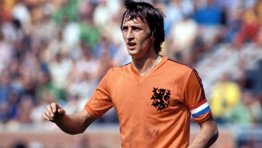 Murió el astro del fútbol Johan Cruyff, líder de la "Naranja Mecánica"