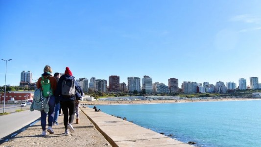 Gran cantidad de turistas viajaron por el país en este fin de semana largo