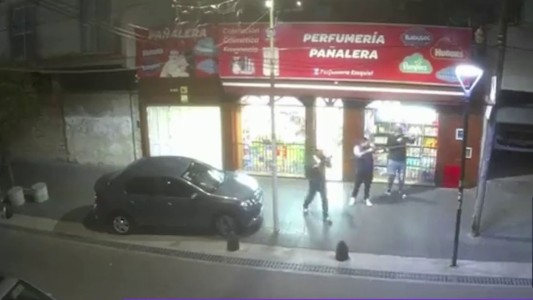 Robos en banda: un comerciante relató cómo defendió a los tiros su negocio