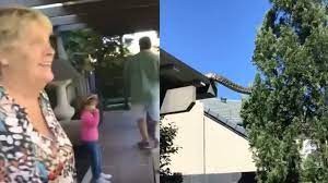 Video de terror: una serpiente gigante aterrorizó a un barrio entero en Australia