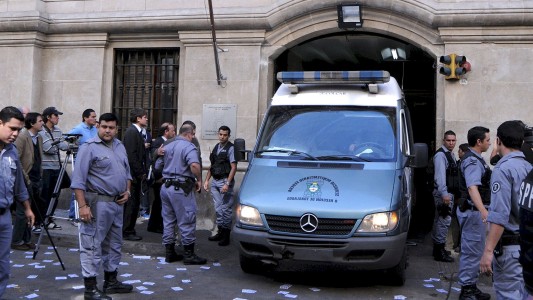 Advierten que los presos de cárceles federales podrían quedarse sin comida: temen posibles motines