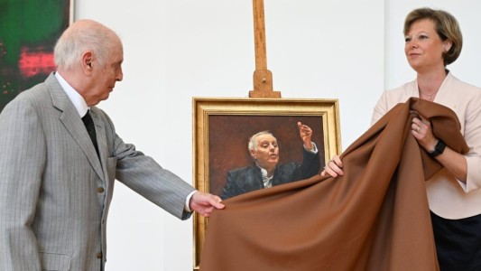 Inauguran un retrato de Barenboim como ciudadano honorario de Berlín
