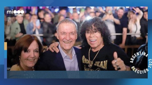 Campaña presidencial: Schiaretti y una noche a puro cuarteto con La Mona Jiménez