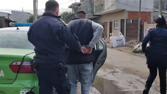 Estaba en libertad condicional, salió a robar y baleó a un hombre