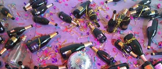 Una empleada de un museo tiró a la basura una obra de arte vanguardista