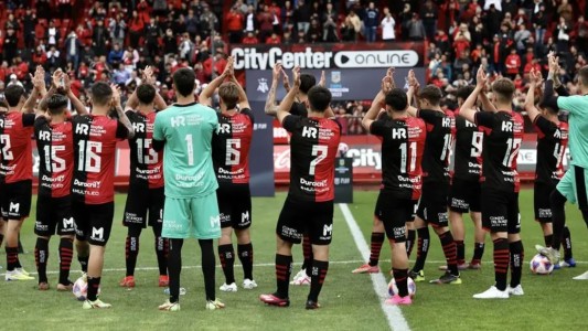 Escándalo en el clásico rosarino de reserva: Central decidió no salir a jugar de Newell’s