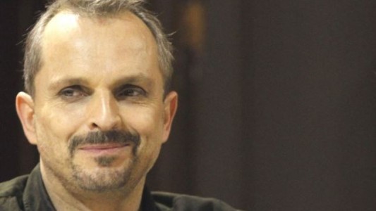 Miguel Bosé reveló que los ladrones que robaron su casa le pidieron una selfie