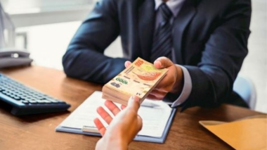 La solicitud de préstamos se duplicó en el último año, en medio de la crisis, y la inflación esmerila al consumo