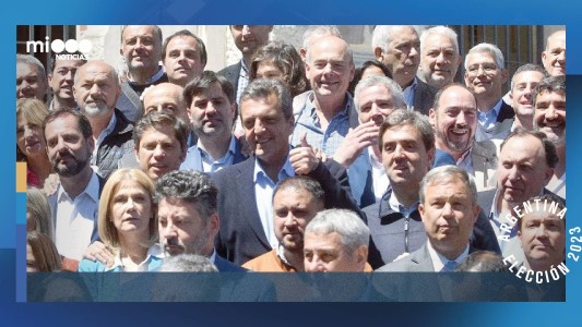 Massa y Kicillof pidieron a los intendentes redoblar esfuerzos para ganar el balotaje