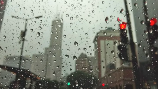 Siguen las lluvias hoy en Buenos Aires: a qué hora y cuándo mejora el clima