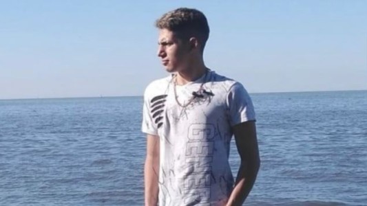 Locura en Villa Gesell: discutió con su mejor amigo por una campera y lo prendió fuego