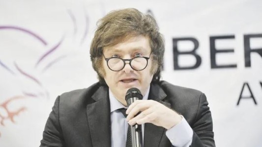 Milei se presentó como querellante en la causa por mega espionaje contra jueces políticos y periodistas