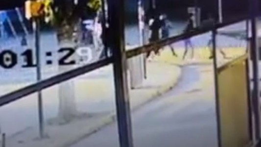Video: así fue el ataque al joven que quedó con muerte cerebral en Laferrere