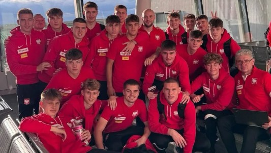 Escándalo en el Sub 17: expulsaron a cuatro jugadores de Polonia por llegar borrachos a la concentración