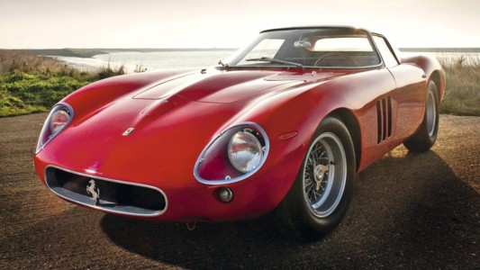 Una Ferrari de 1962 fue subastada por 51,7 millones de dólares en Nueva York
