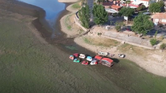 Se agrava la sequía en Punilla: las imágenes del "desaparecido" lago San Roque