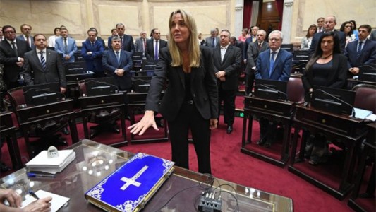 La senadora Larraburu anunció que votará en contra del aborto legal