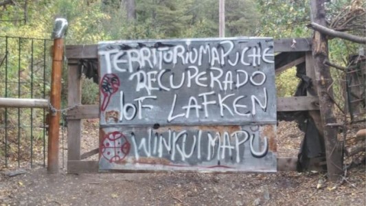 Investigan a funcionarios que firmaron un acuerdo de conciliación con la comunidad mapuche