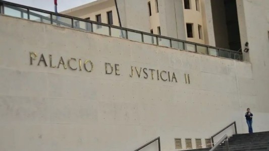 Prisión perpetua para el hombre que abusó durante 18 años de su hija, quien se quitó la vida