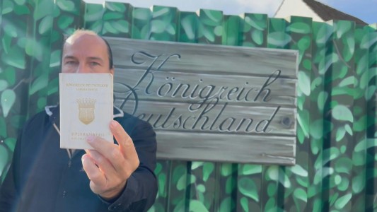 ¿Excéntricos o extremistas? Preocupación por el autoproclamado "Reino de Alemania"