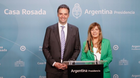 Adorni y Cerruti se reunieron para la transición en la vocería presidencial