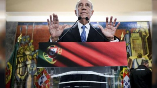 El presidente de Portugal disolvió el gobierno