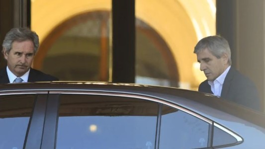 Milei recibió a Caputo en la Rosada para definir de los anuncios económicos