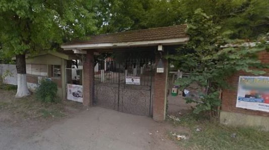 Un papá le quebró las costillas a una mamá durante una pelea entre adolescentes