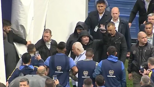 Se llevan a cabo las elecciones en Boca y Javier Milei ya emitió su voto