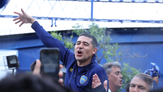 Riquelme venció la fórmula de Macri y es el nuevo presidente de Boca