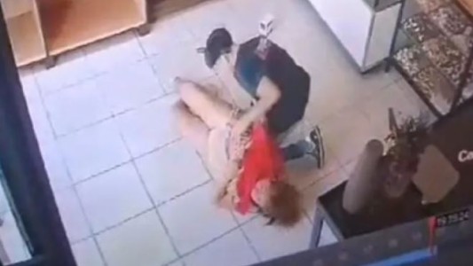 Detienen a joven acusado de abusar a una empleada de una panadería de Ituzaingó