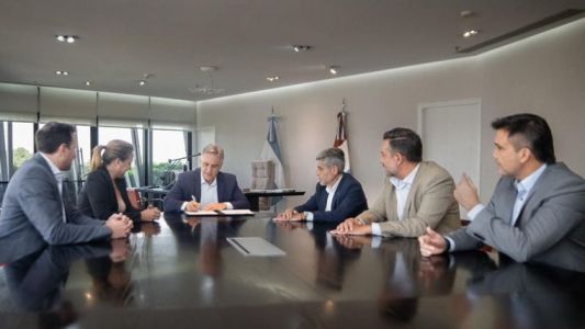 Llaryora promulga la nueva Ley de Seguridad para Córdoba: un paso hacia un modelo integral