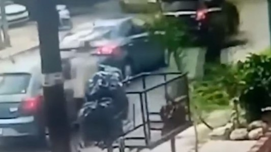 Bernal: un policía mató a un motochorro que le rompió el vidrio del auto para robarle